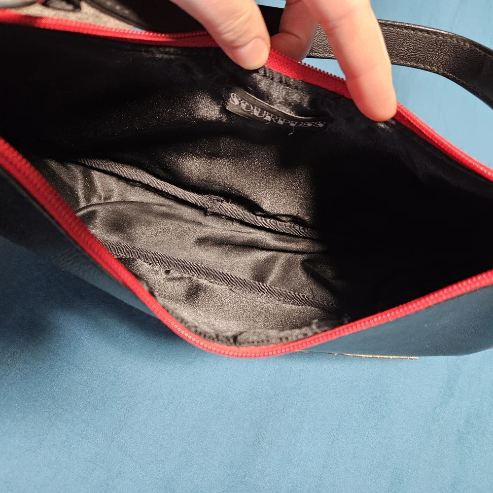 Sourpuss Black and Red Leather Hearse Shoulder Bag - Picture 8 of 9